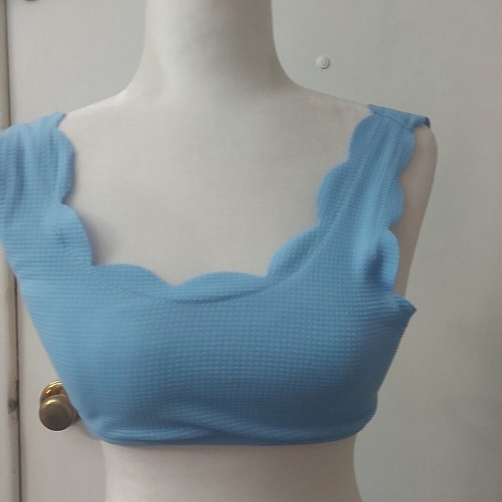 SHEIN Baby Blue Scalloped Tie Back Bikini Top S Swim Resortwear Vacation Classic